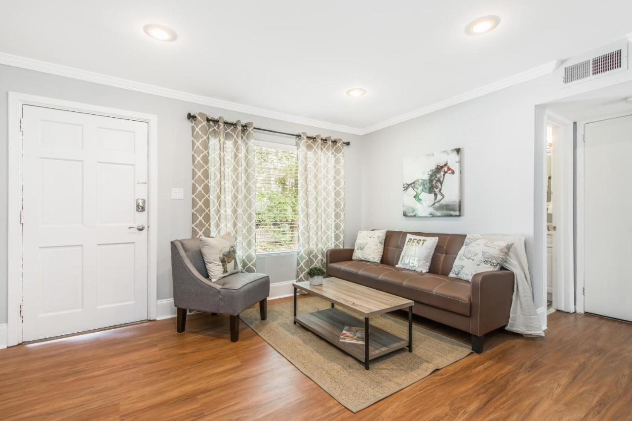 One-Bedroom Apartment,920236843:JPEG