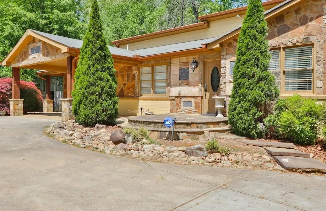Big 6Br,4Ba Home W 10-Car Parking For Crewsgrps-1