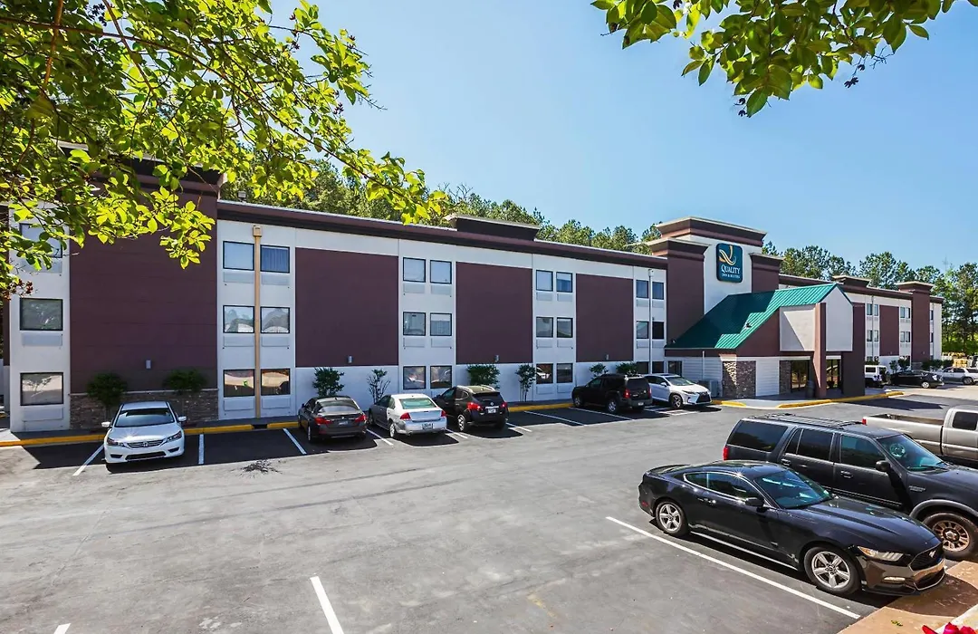 Quality Inn & Suites Near Six Flags East-1
