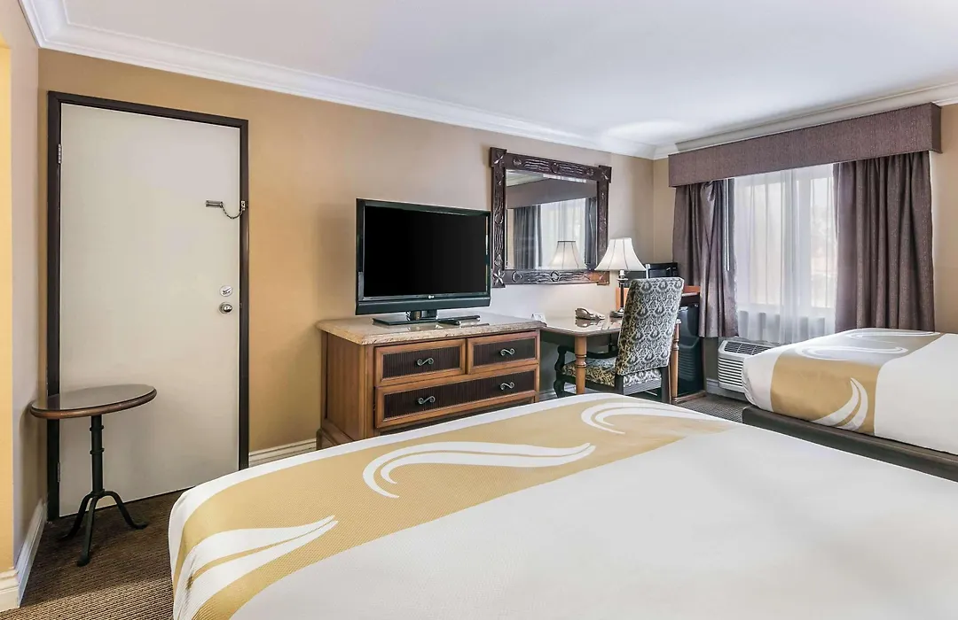 Quality Inn & Suites Atlanta Airport South-1
