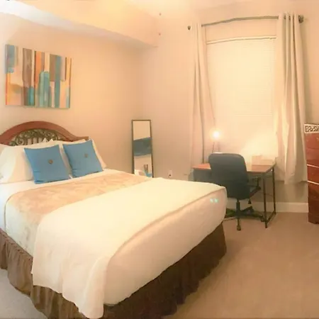 Midtown Quarters- Spacious 2Bd 2Ba, Private Balcony -S55-3