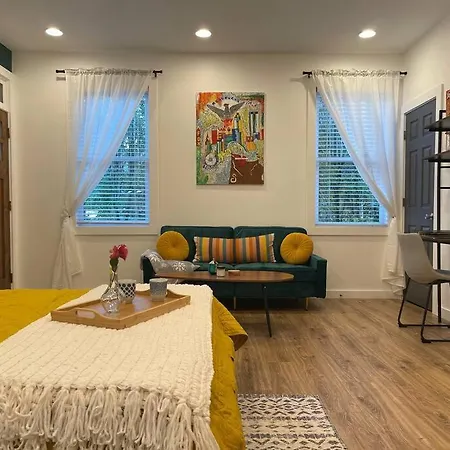 Private Studio-Steps To Beltline-Short/Long Term-2
