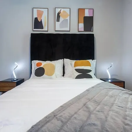Five75Lux Atl King Bed & Game Room Downtown-3