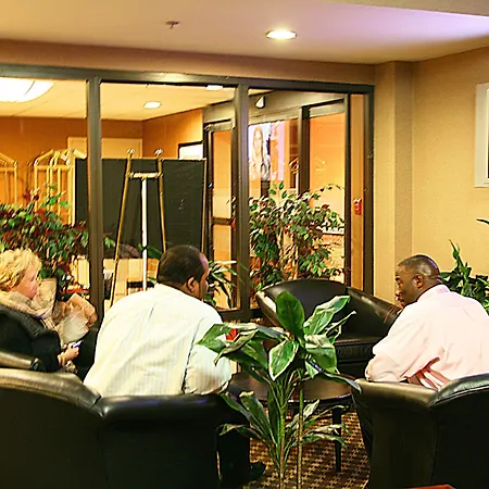 Hampton Inn Atlanta-North Druid Hills-3