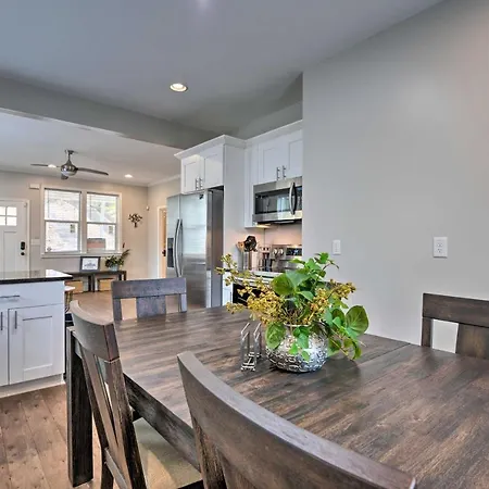 Chic Atlanta Home < 4 Mi To Mercedes-Benz Stadium!-2