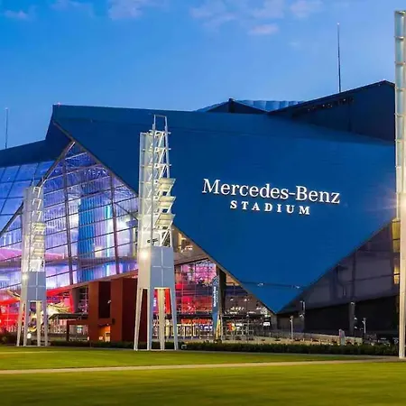 Mercedes Benz Stadium-2