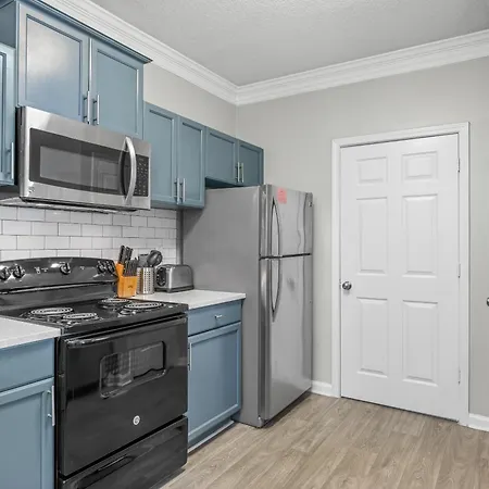 Furnished Apartments Near Emory-2