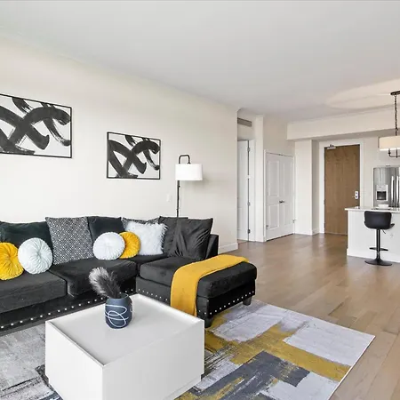 Luxury Living In Buckhead-2