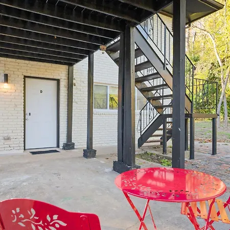 Quiet & Quaint Apartment, 5 Mins To Airport And 15 Mins To Downtown-3