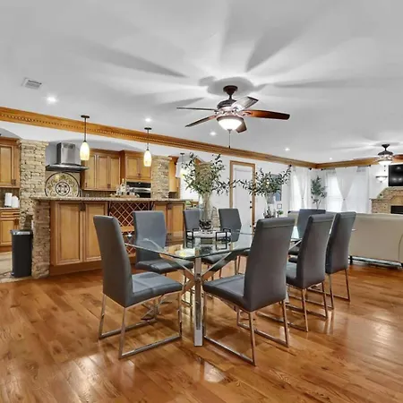 Big 6Br,4Ba Home W 10-Car Parking For Crewsgrps-2