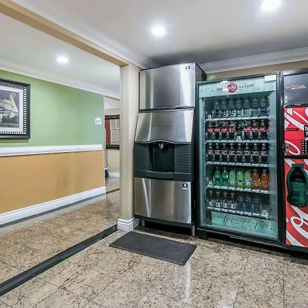 Quality Inn & Suites Atlanta Airport South-3